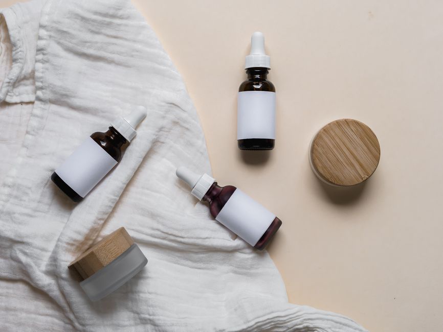 5 hábitos que podem estragar seus cosméticos e como evitar danos 5 hábitos que podem estragar seus cosméticos e como evitar danos