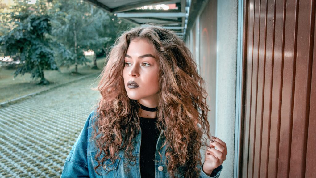 Cabelo ondulado 5 passos para ondas definidas sem pesar